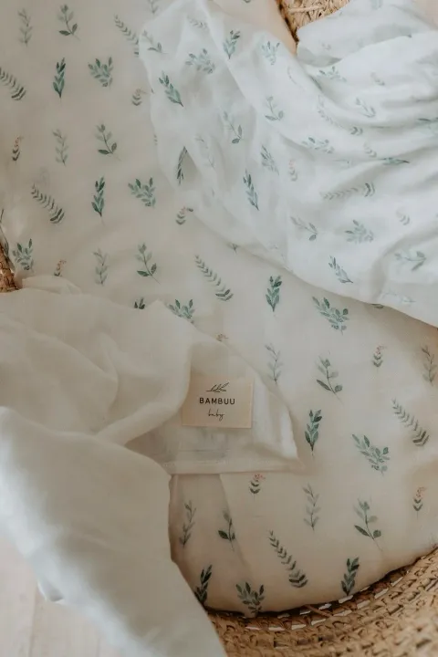 Fitted Bassinet Sheet- Botanical – photo 2